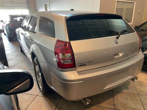 2005 Dodge Magnum R/T