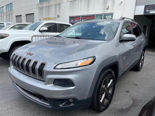 2016 Jeep Cherokee 75th Anniversary