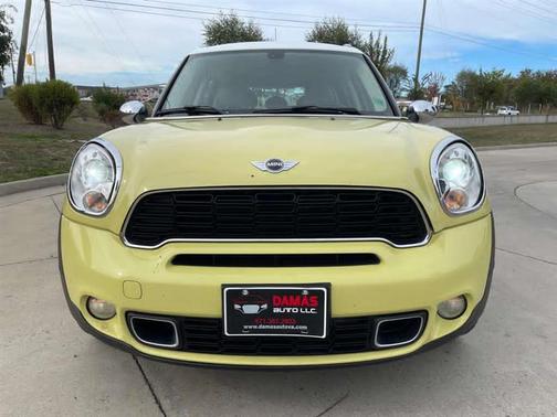 2012 MINI Cooper S Countryman Base