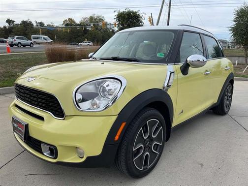 2012 MINI Cooper S Countryman Base