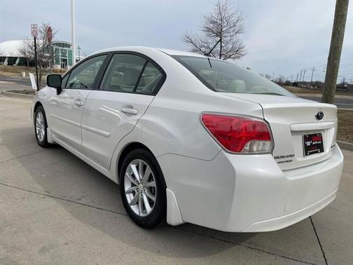 2013 Subaru Impreza 2.0i Premium