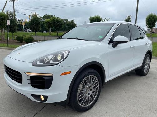 2015 Porsche Cayenne Cayenne