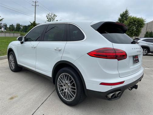 2015 Porsche Cayenne Cayenne