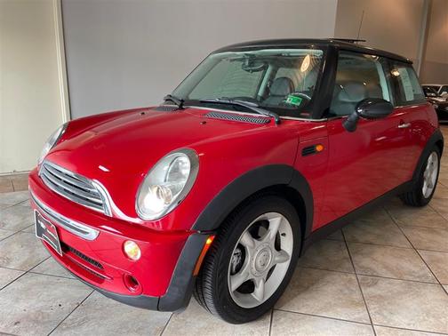 2006 MINI Cooper Base