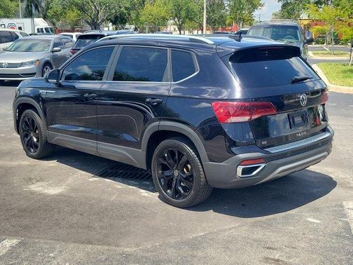 2023 Volkswagen Taos 1.5T SE