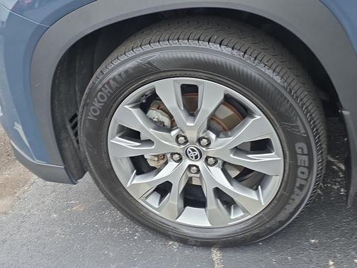 2024 Toyota Grand Highlander LIMITED