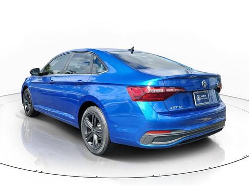 Rising Blue Metallic 2023 Volkswagen Jetta 1.5T SE