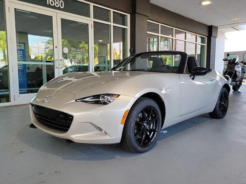 2023 Mazda MX-5 Miata Sport