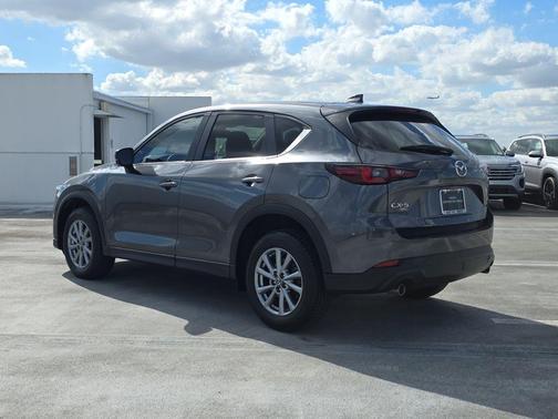 2023 Mazda CX-5 2.5 S Preferred Package