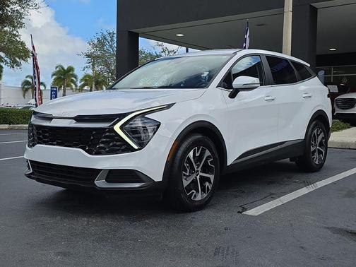 2024 Kia Sportage EX