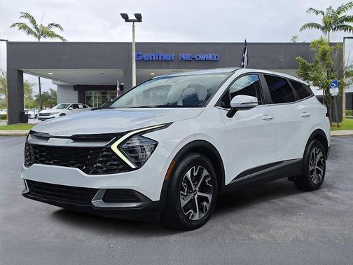 2024 Kia Sportage EX