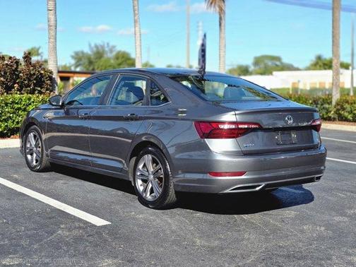 2021 Volkswagen Jetta 1.4T R-Line
