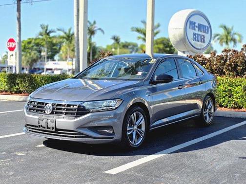 2021 Volkswagen Jetta 1.4T R-Line