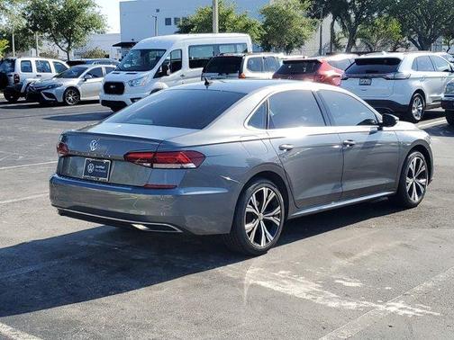 2021 Volkswagen Passat 2.0T SE