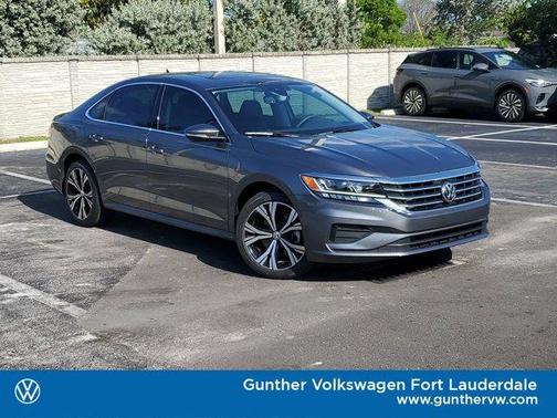 2021 Volkswagen Passat 2.0T SE