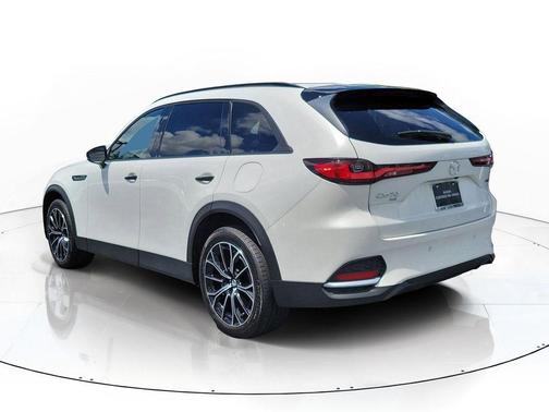 Rhodium White Premium 2025 Mazda CX-70 CX-70