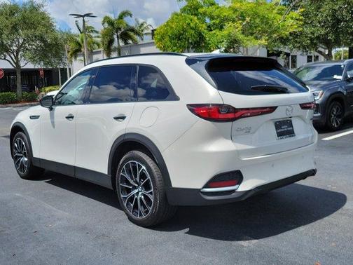 Rhodium White Premium 2025 Mazda CX-70 CX-70