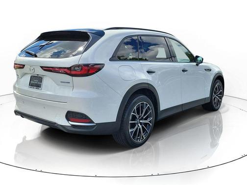 Rhodium White Premium 2025 Mazda CX-70 CX-70
