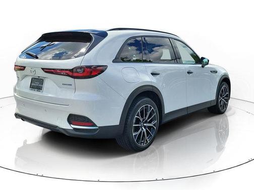 Rhodium White Premium 2025 Mazda CX-70 CX-70