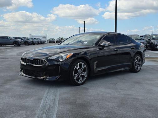 2021 Kia Stinger GT-Line