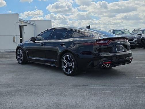 2021 Kia Stinger GT-Line