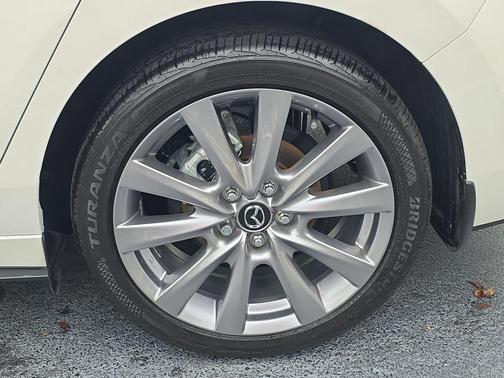 2023 Mazda Mazda3 FWD w/Preferred Package