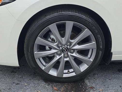 2023 Mazda Mazda3 FWD w/Preferred Package