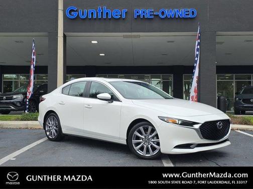 2023 Mazda Mazda3 FWD w/Preferred Package