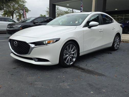 2023 Mazda Mazda3 FWD w/Preferred Package