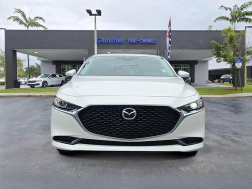 2023 Mazda Mazda3 FWD w/Preferred Package