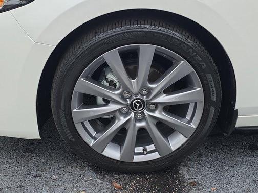 2023 Mazda Mazda3 FWD w/Preferred Package