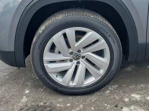 2021 Volkswagen Atlas Cross Sport 2.0T SE w/Technology