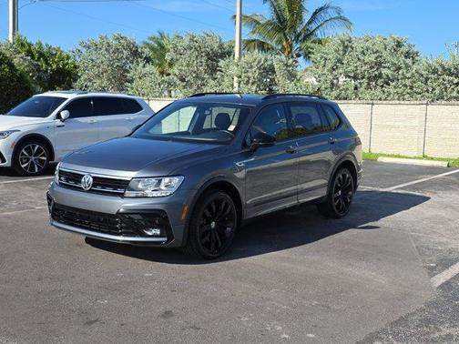 2021 Volkswagen Tiguan 2.0T SE R-Line Black