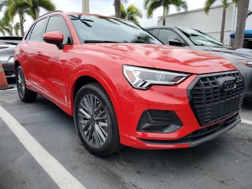 2023 Audi Q3 40 Premium