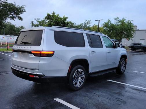 Silver Zynith 2023 Jeep Wagoneer L Series II