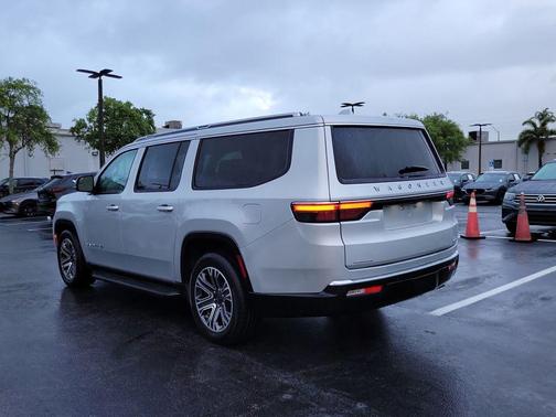 Silver Zynith 2023 Jeep Wagoneer L Series II