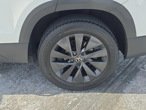 2023 Volkswagen Taos 1.5T S