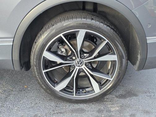 2024 Volkswagen Tiguan 2.0T SEL R-Line