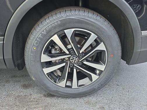 2023 Volkswagen Tiguan 2.0T S