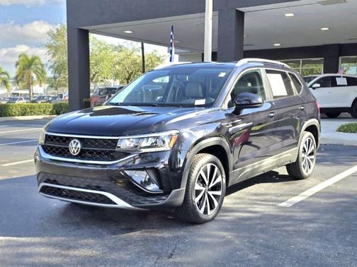 2022 Volkswagen Taos 1.5T SE