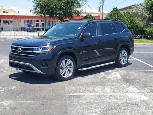 2022 Volkswagen Atlas 3.6L SE w/Technology