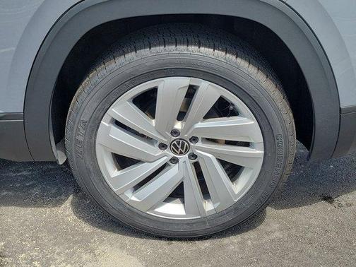 2021 Volkswagen Atlas Cross Sport 3.6L V6 SE w/Technology