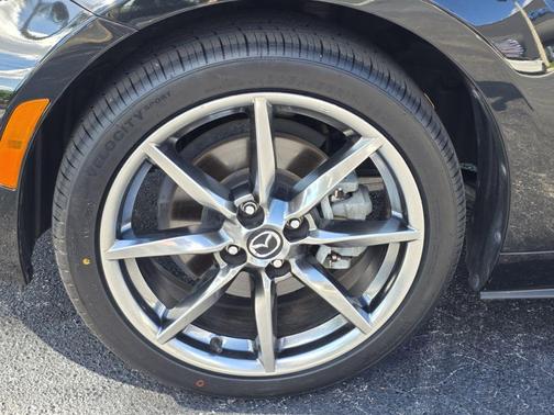 2022 Mazda MX-5 Miata RF Grand Touring