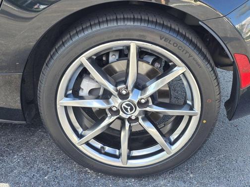 2022 Mazda MX-5 Miata RF Grand Touring