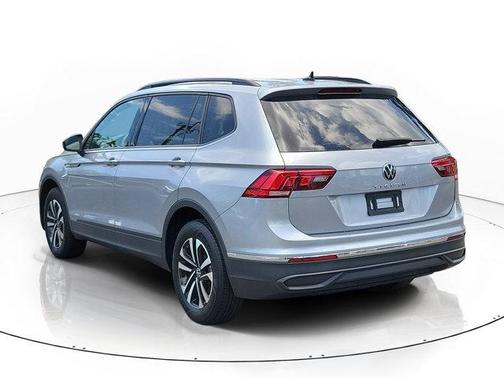 Pyrite Silver Metallic 2023 Volkswagen Tiguan 2.0T S