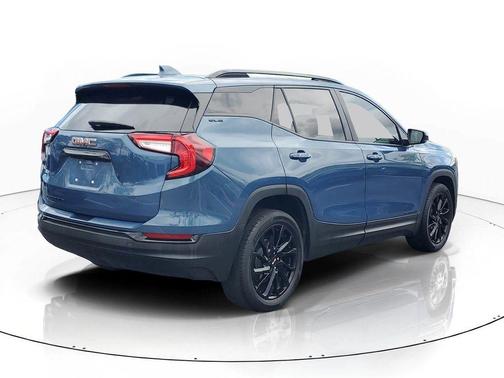 Metallic 2024 GMC Terrain SLE