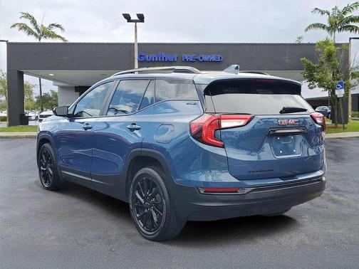 2024 GMC Terrain SLE