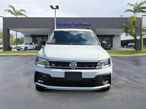 2021 Volkswagen Tiguan 2.0T SE R-Line Black