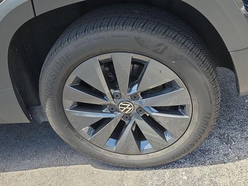 2023 Volkswagen Taos 1.5T S