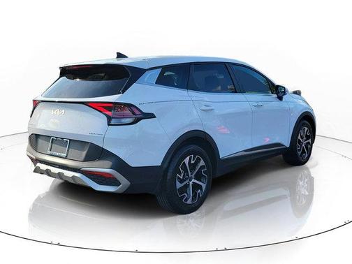 Glacial White Pearl 2023 Kia Sportage EX